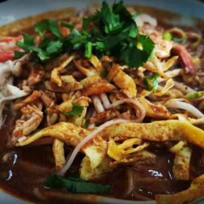 Mom's Laksa Kopitiam